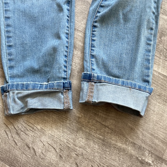 Women’s universal thread jeans - Picture 6 of 12